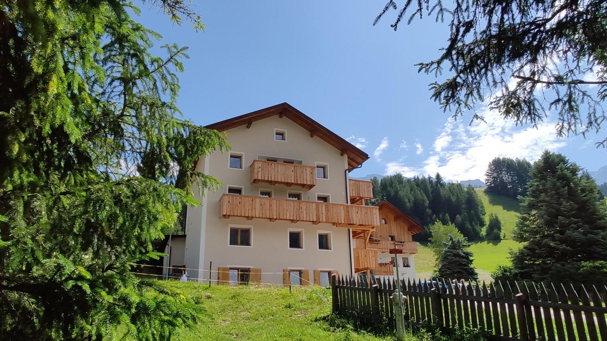Villa Erica Badia  Exteriör bild